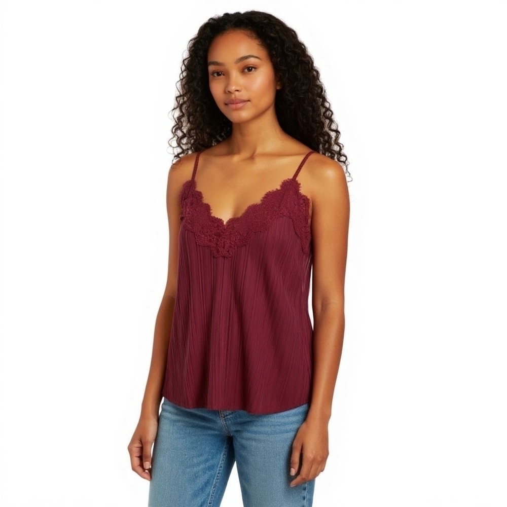 Womens XL Camisole Tank Top Lace Trim Y2K Style Cami Red Textured Dark Romantic